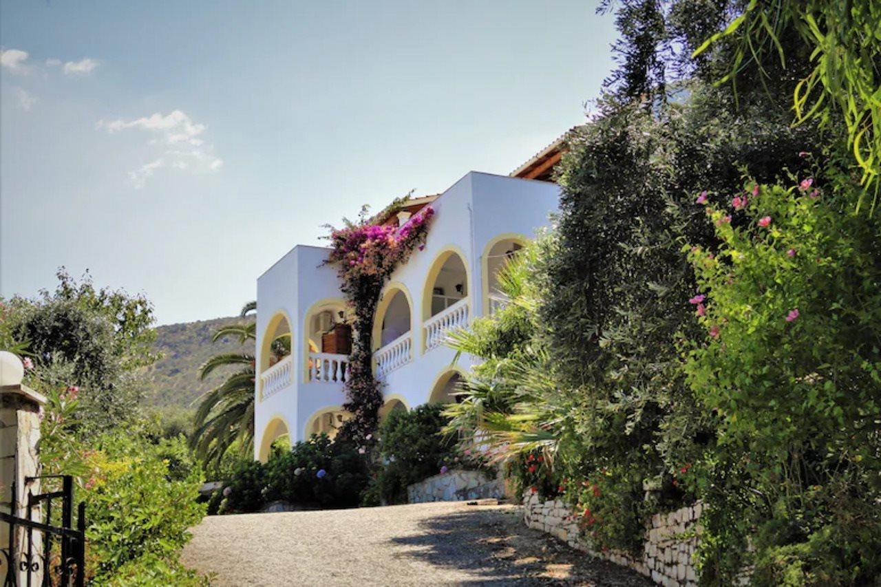 Dionysos Apartments Апраос Экстерьер фото