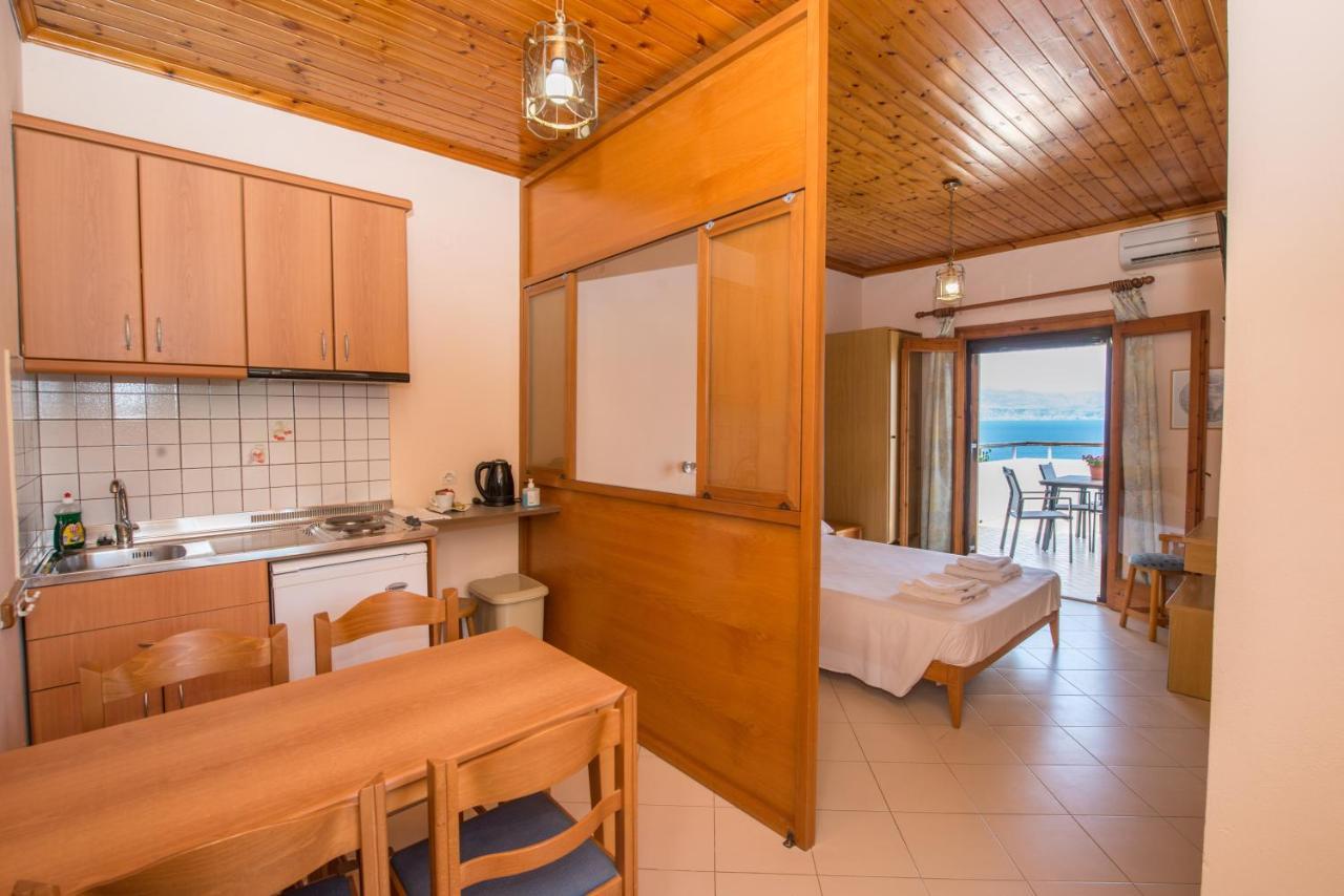 Dionysos Apartments Апраос Экстерьер фото