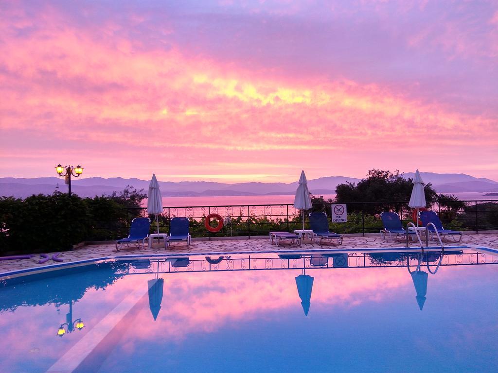 Dionysos Apartments Апраос Экстерьер фото